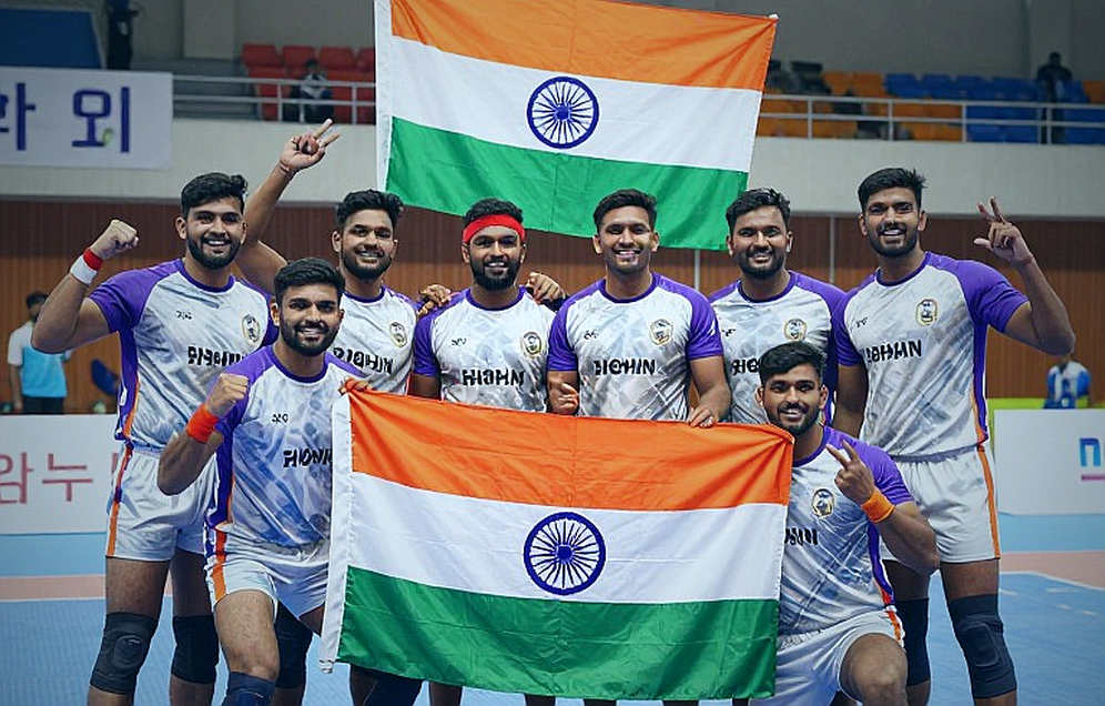 अहमदाबाद की पॉइंट्स टेबल: जो टीम एक भी मैच नहीं खेली, वो चौथे नंबर पर कैसे बैठी है